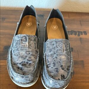 Ariat cruisers gray/metallic Camouflage Slip-On Shoes